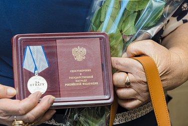 Ни один из них не отступил ни на шаг…